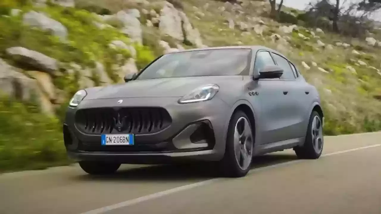 Maserati İlk Elektrikli Otomobilini Türkiye’ye Getirdi: İşte Dikkat Çeken Özellikleri ve Fiyatı!