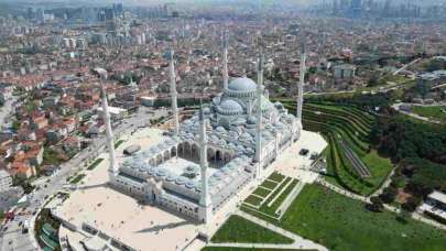 Türkiye'nin En Büyük Camii Nedir, Nerededir? En Büyük Cami Türkiye'de Hangisi?