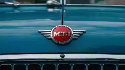 Yeni Mini Cooper 5 Kapılı Tasarımıyla Geliyor